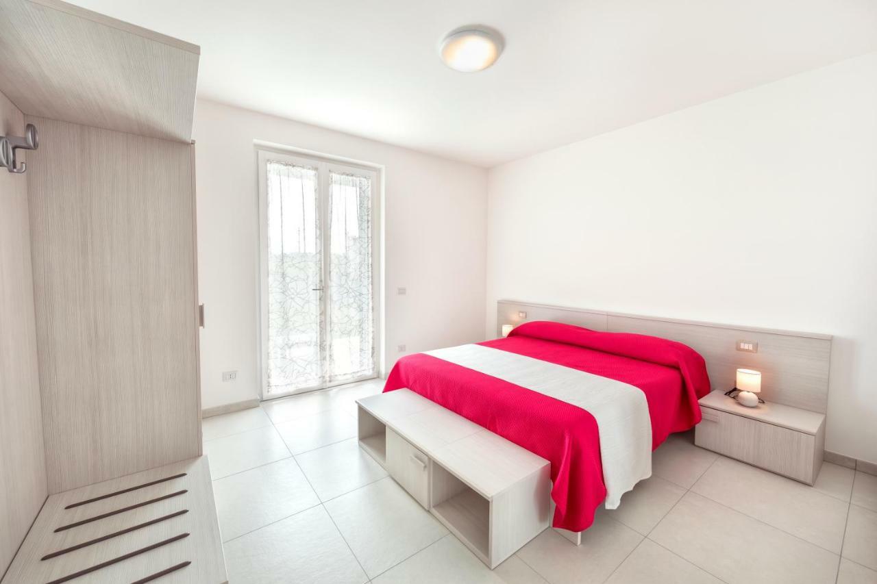 Apartments Giuliana Бардолино Екстериор снимка
